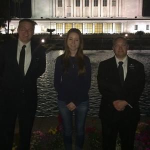 Meet your Posher, Gloria